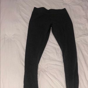 medium size grey aerie leggings